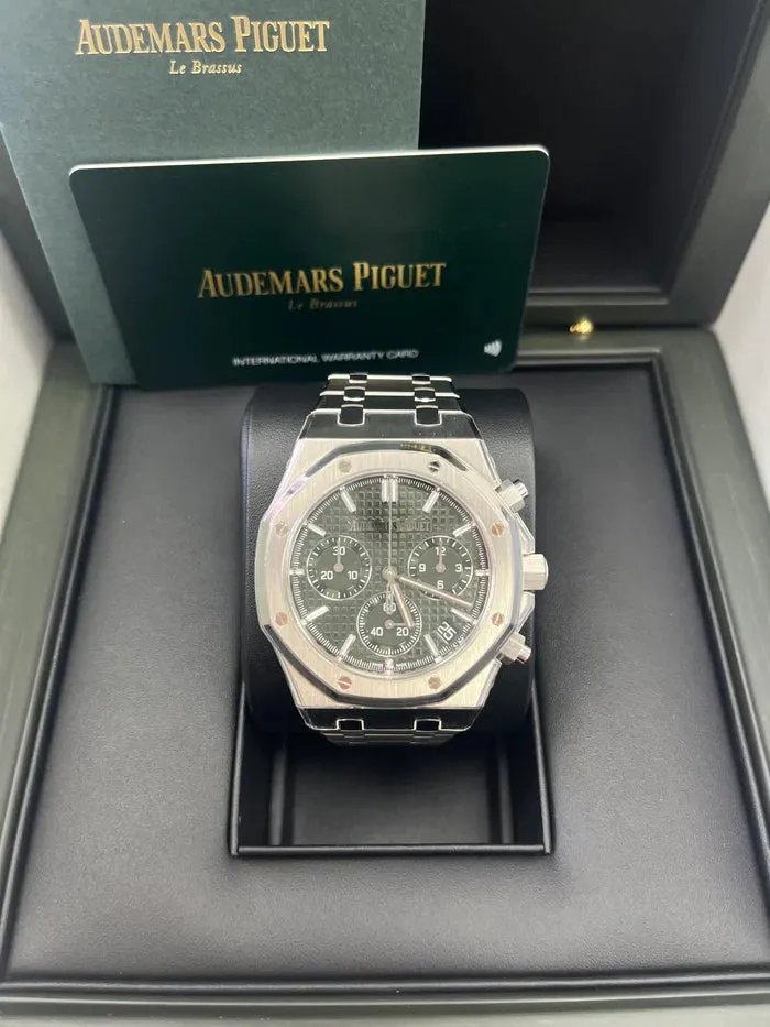 Audemars Piguet Royal Oak 26240ST.OO.1320ST.04 41mm Stainless steel Green 1