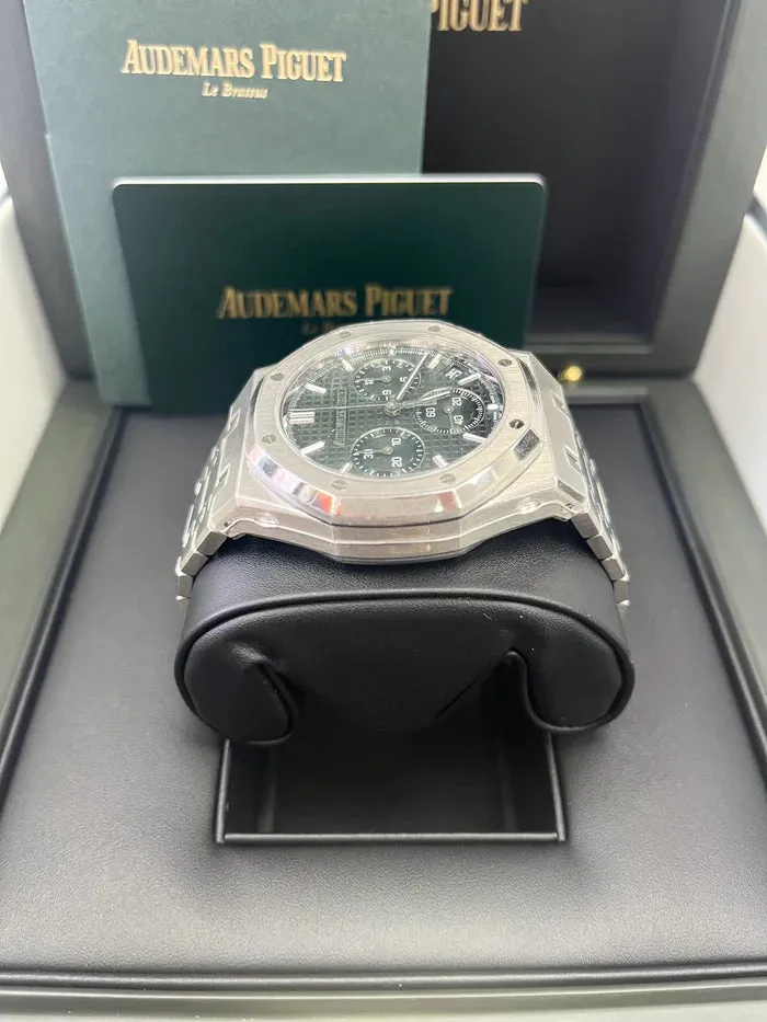 Audemars Piguet Royal Oak 26240ST.OO.1320ST.04 41mm Stainless steel Green 3