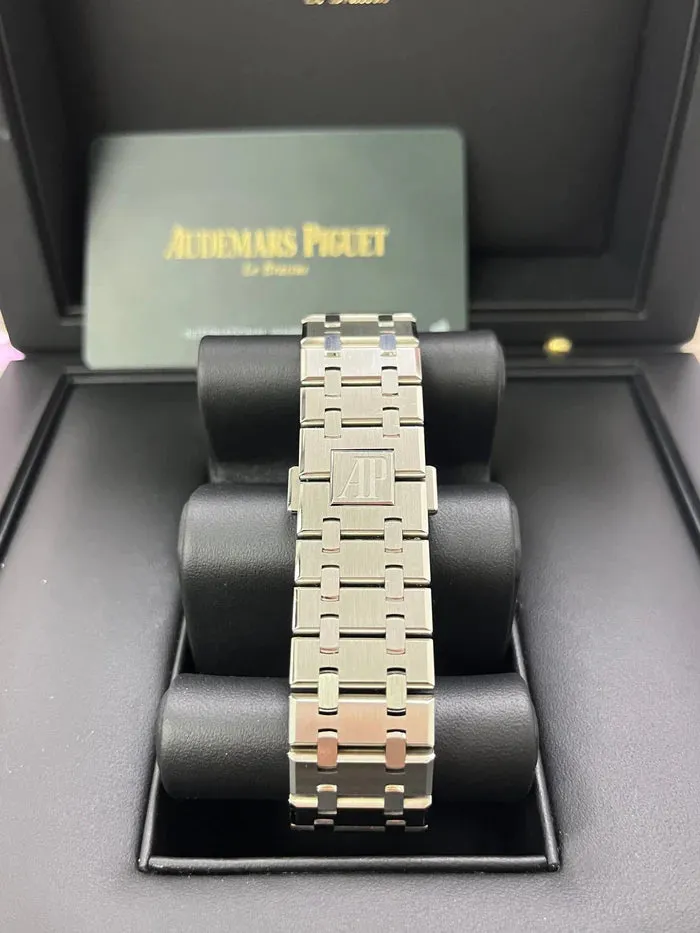 Audemars Piguet Royal Oak 26331ST.OO.1220ST.01 41mm Stainless steel Blue 2