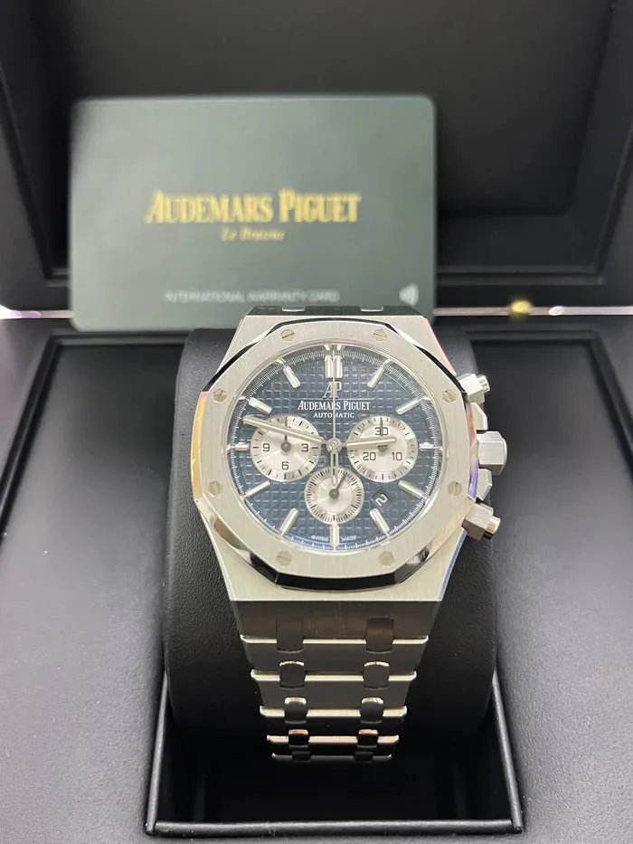 Audemars Piguet Royal Oak 26331ST.OO.1220ST.01 41mm Stainless steel Blue 9