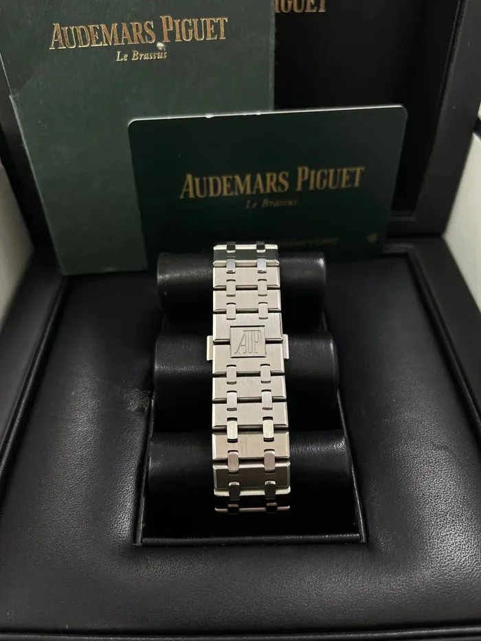 Audemars Piguet Royal Oak 26331ST.OO.1220ST.02 41mm Stainless steel Black 2