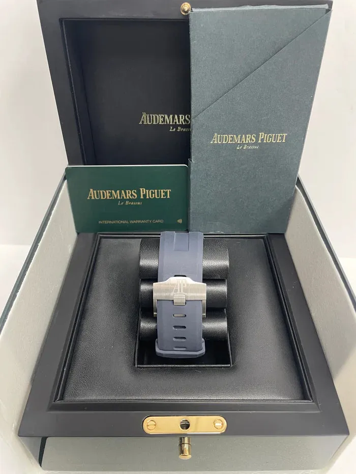 Audemars Piguet Royal Oak Offshore Diver AP-15720ST.OO.A027CA.01) 42mm Stainless steel Blue 4