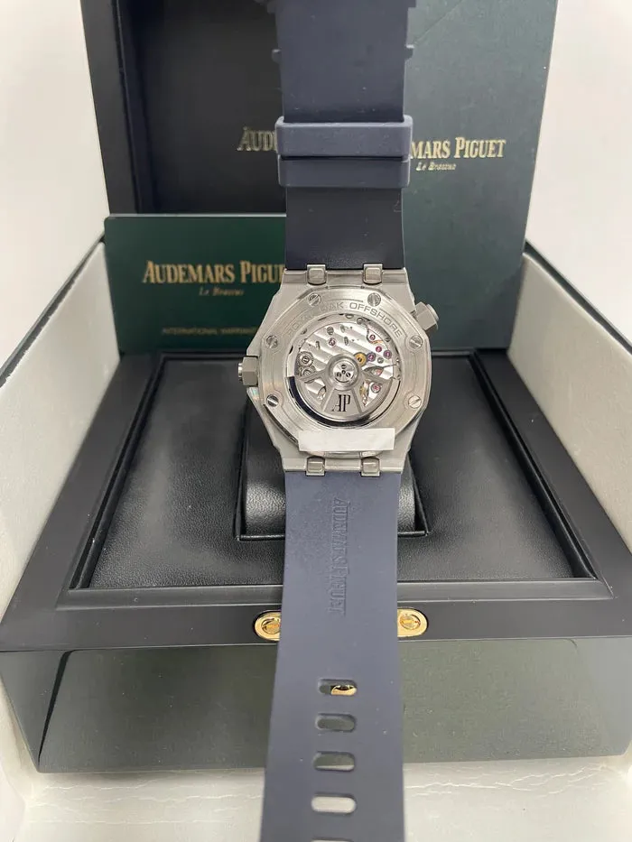 Audemars Piguet Royal Oak Offshore Diver AP-15720ST.OO.A027CA.01) 42mm Stainless steel Blue 8