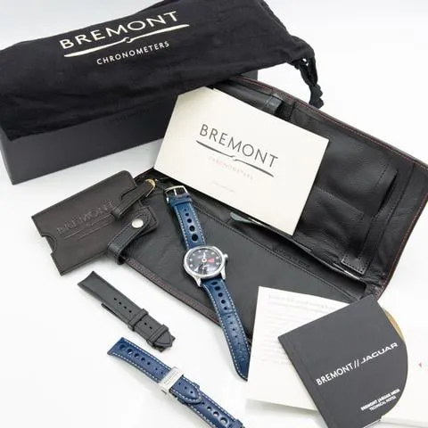 Bremont Jaguar E-TYPE 43mm Stainless steel Black 7