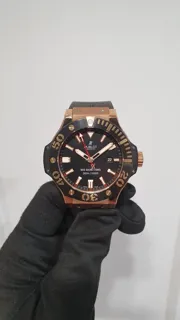 Hublot Big Bang King 322.PM.100.RX Rose gold Black