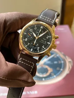 IWC Pilot Chronograph IW371713 Rose gold Black