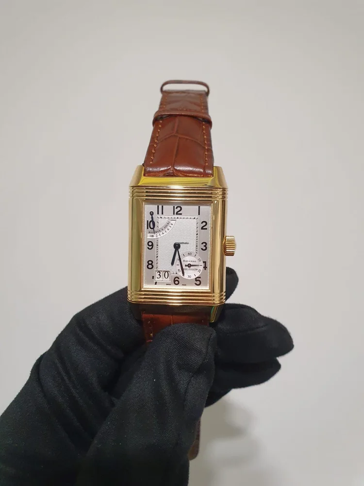 Jaeger-LeCoultre Reverso Grande Date 240.8.15 46.5mm Yellow gold Silver