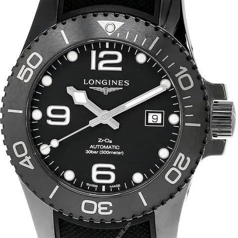 Longines HydroConquest L37844569 43mm Ceramic Black