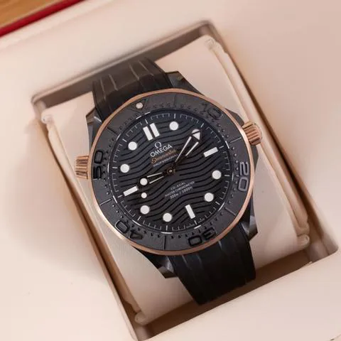 Omega Seamaster Diver 300M 210.62.44.20.01.001 43mm Ceramic Black 7