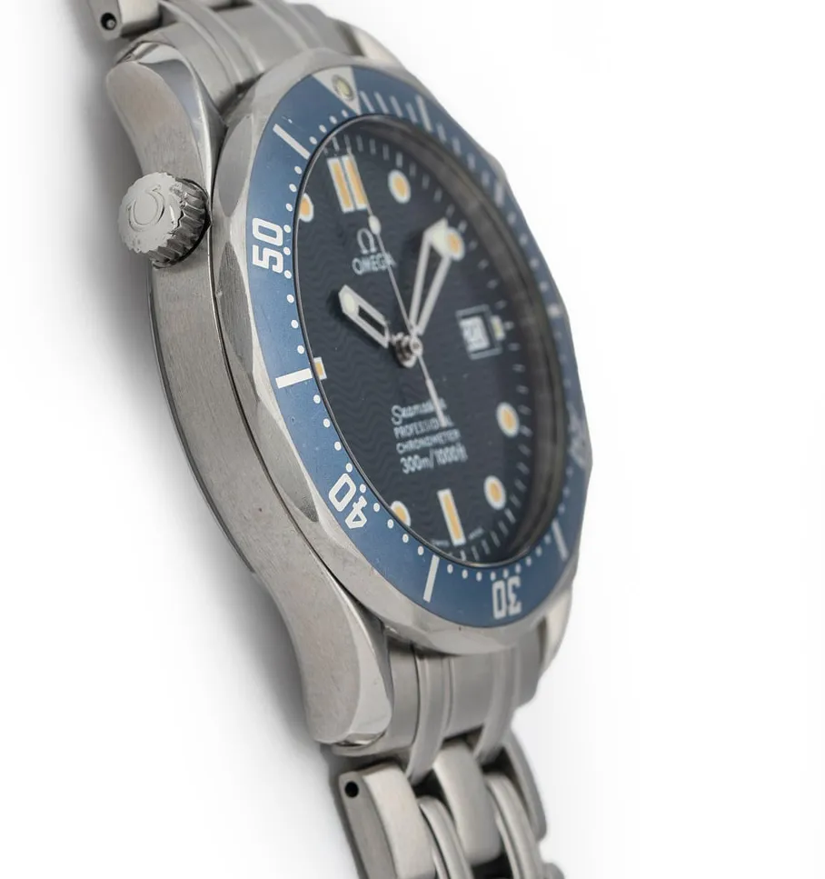 Omega Seamaster Diver 300M 25318000 41mm Stainless steel Blue 2