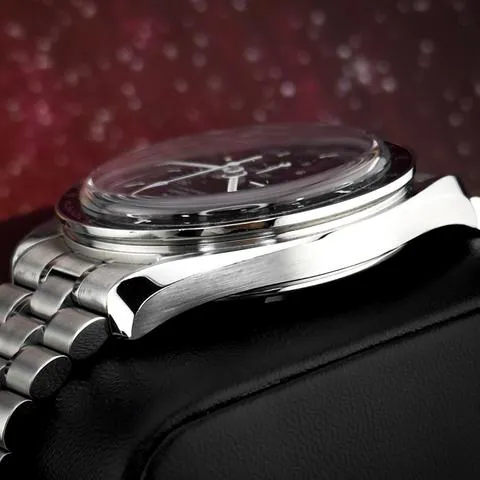 Omega Speedmaster Moon watch 310.30.42.50.01.002 42mm Stainless steel Black 8