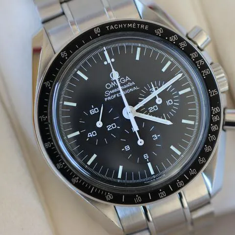 Omega Speedmaster Moon watch 3570.50.00 42mm Stainless steel Black 3