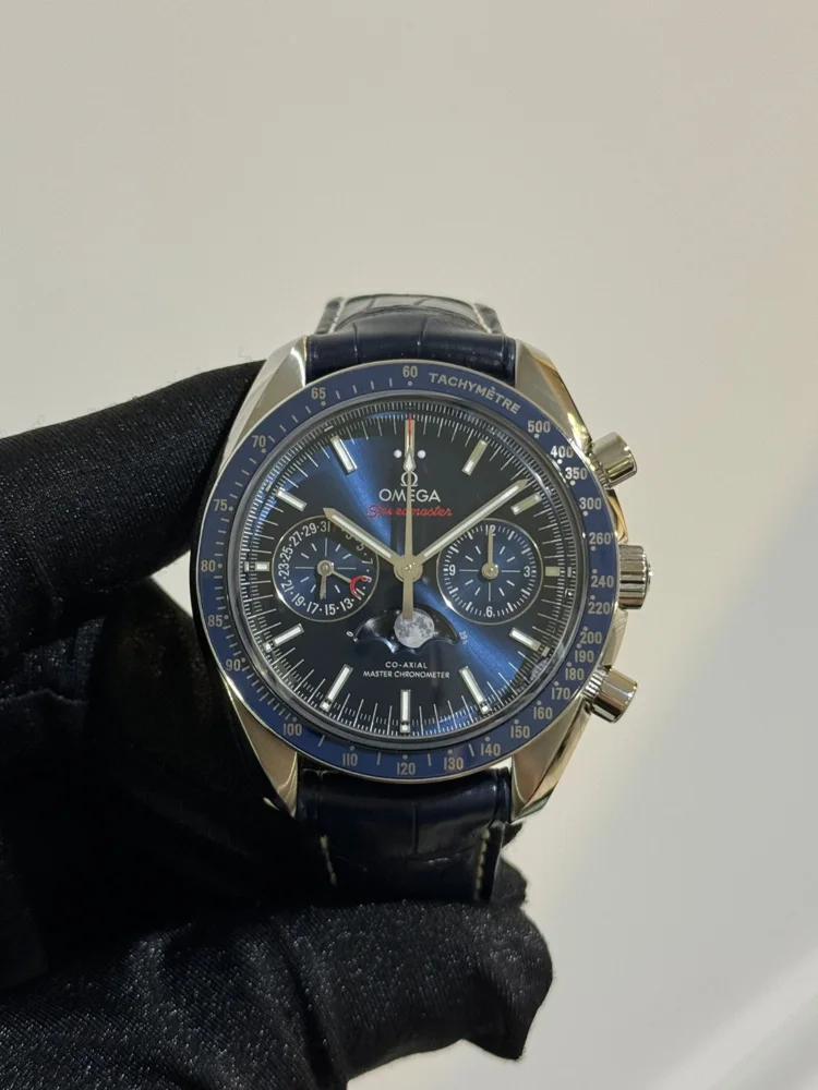 Omega Speedmaster Professional Moonwatch Moonphase 304.33.44.52.03.001 44.5mm Stainless steel