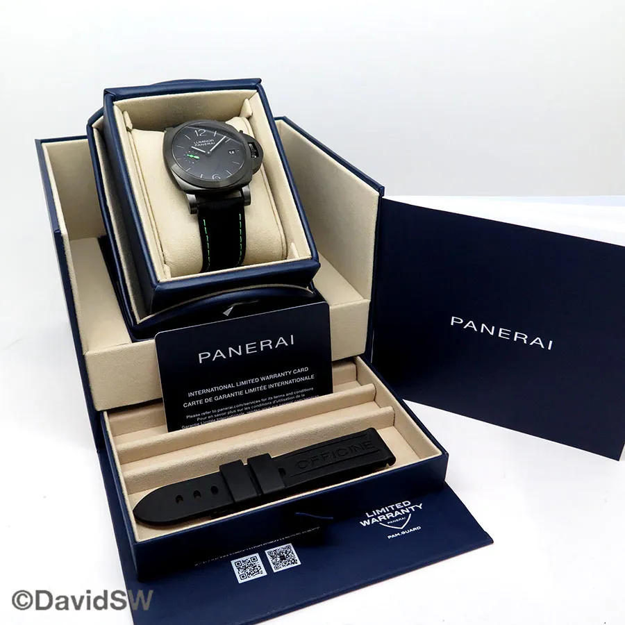 Panerai Luminor PAM01353 40mm Stainless steel Black 1