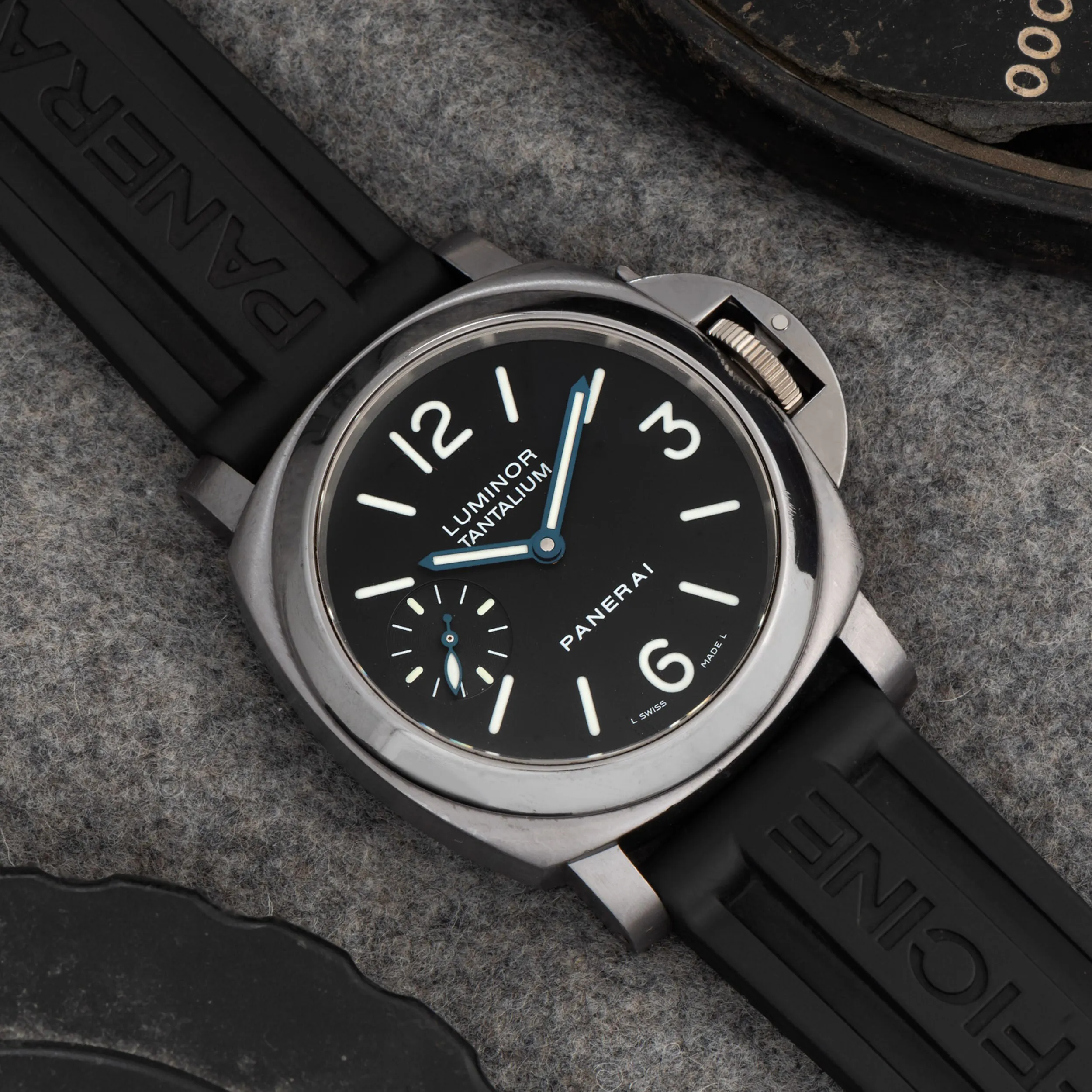 Panerai Luminor 44mm Tantalum Black 1