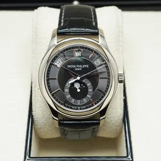 Patek Philippe Annual Calendar 5205G-001 White gold Gray