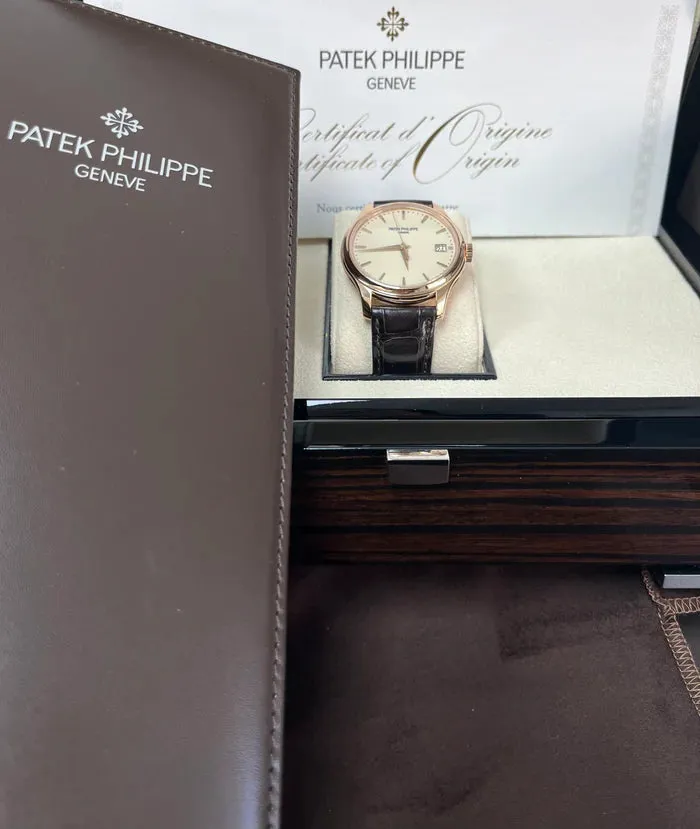 Patek Philippe Calatrava 5227R-001 39mm Rose gold Ivory 1