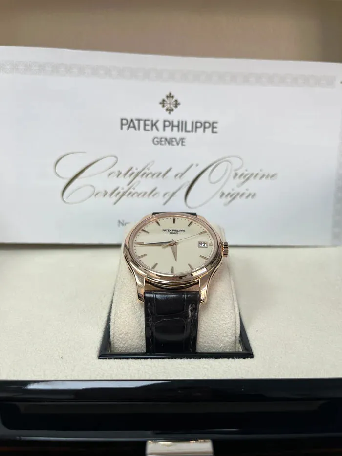 Patek Philippe Calatrava 5227R-001 39mm Rose gold Ivory 3