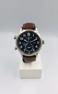 Patek Philippe Calatrava Pilot Travel Time 5524G-001 White gold Blue