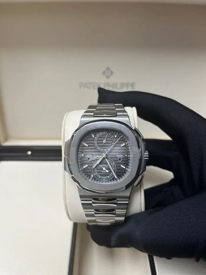 Patek Philippe Nautilus 5990/1A-001 40.5mm Stainless steel Black 9