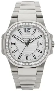 Patek Philippe Nautilus 7010/1G-001 White gold Silver