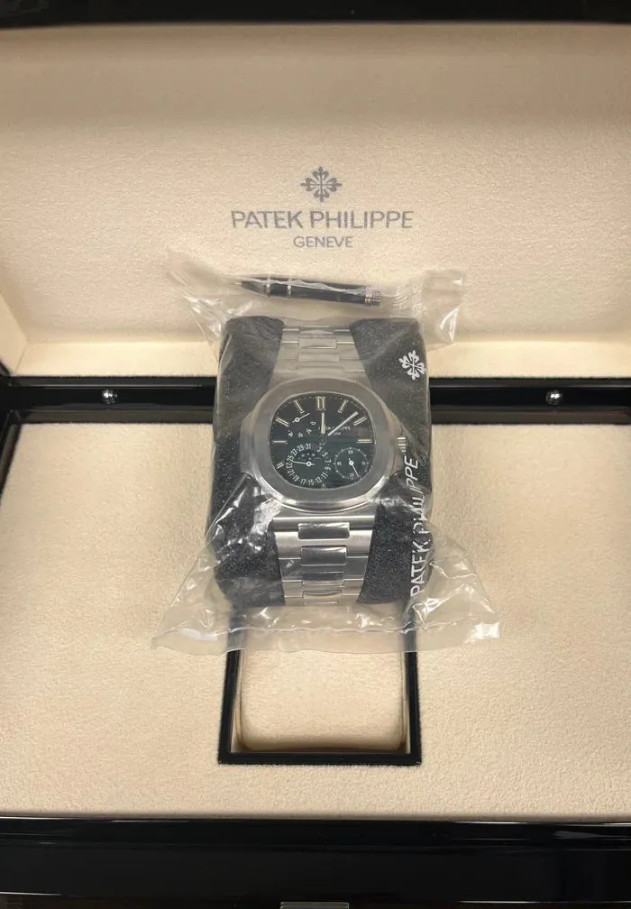 Patek Philippe Nautilus Moonphase 5712/1A-001 40mm Stainless steel Blue 7