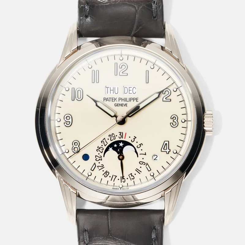 Patek Philippe Perpetual Calendar 5320G-001 40mm White gold White