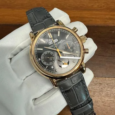 Patek Philippe Perpetual Calendar Split-Seconds Chronograph 5204R-011 40mm Rose gold Gray