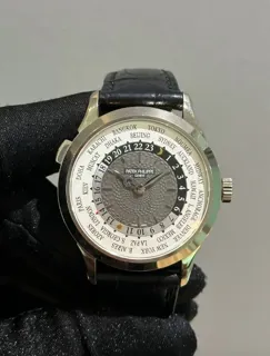 Patek Philippe World Time 5230G White gold Silver