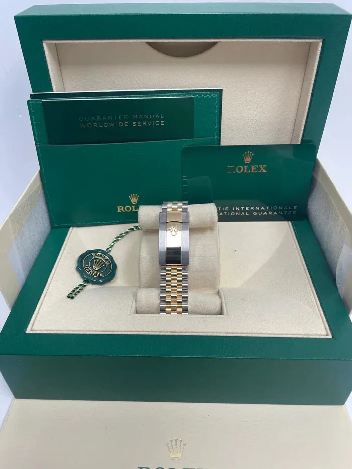 Rolex Datejust 36 126283RBR 36mm Oystersteel Mother-of-pearl 2