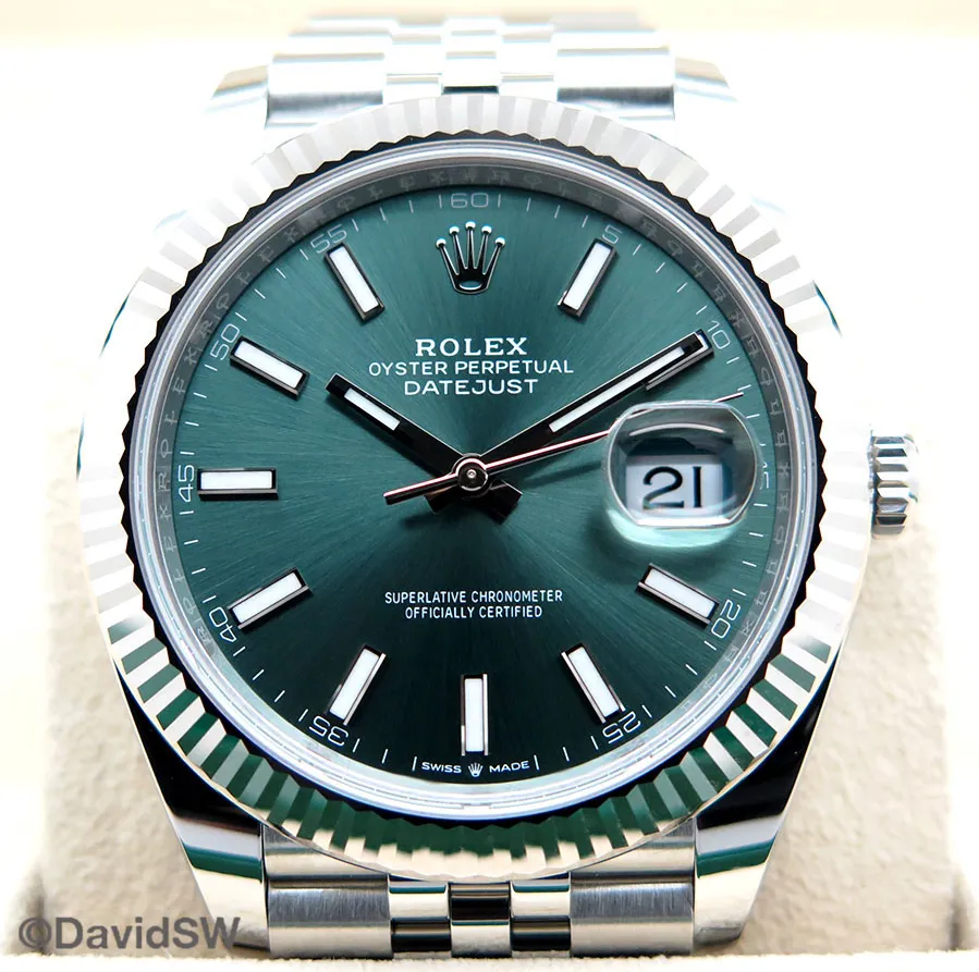 Rolex Datejust 41 126334 41mm 18K/SS Green 2