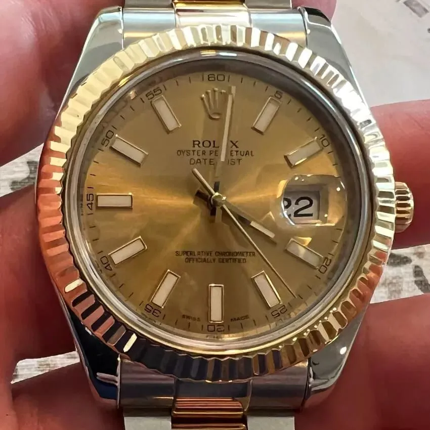 Rolex Datejust II 116333-0006 41mm Yellow gold Champagne