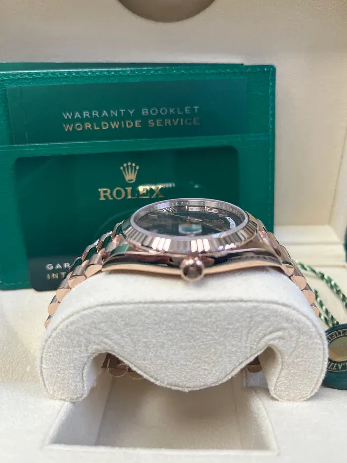 Rolex Day-Date 40 228235 40mm Everose gold Brown 7