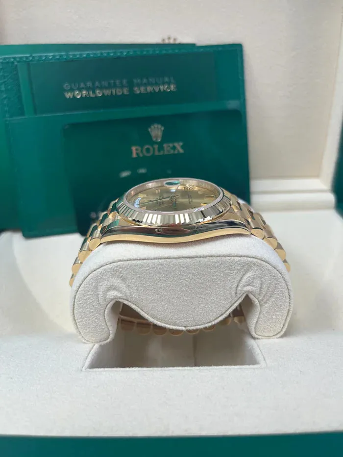 Rolex Day-Date 40 228238 40mm Yellow gold and 18k yellow gold Champagne 3