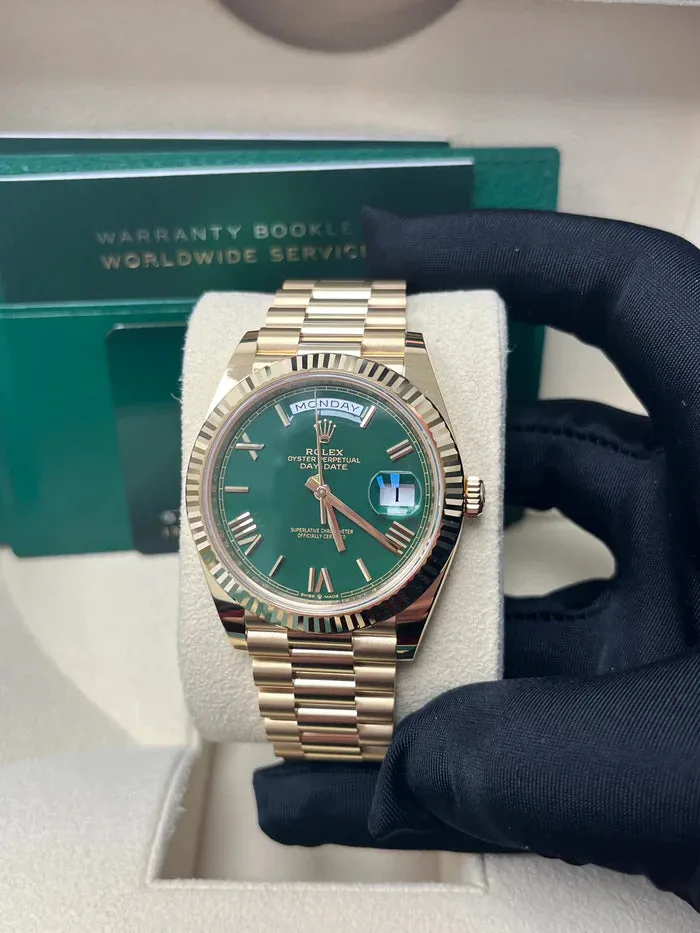 Rolex Day-Date 40 228238 40mm Yellow gold and 18k yellow gold Green 6