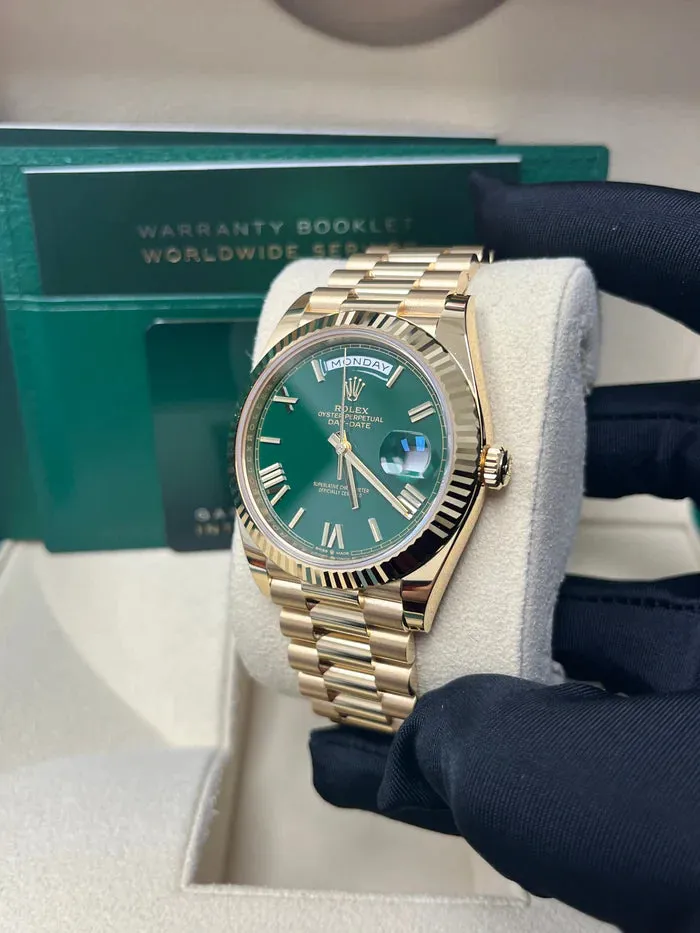 Rolex Day-Date 40 228238 40mm Yellow gold and 18k yellow gold Green 10