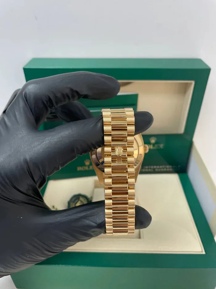 Rolex Day-Date 40 228348RBR 40mm Yellow gold and 18k yellow gold Champagne 3