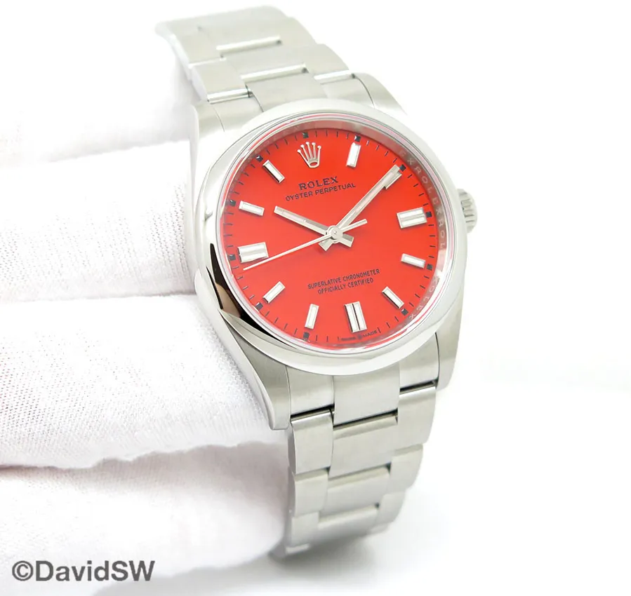 Rolex Oyster Perpetual 36 126000 36mm Stainless steel Red