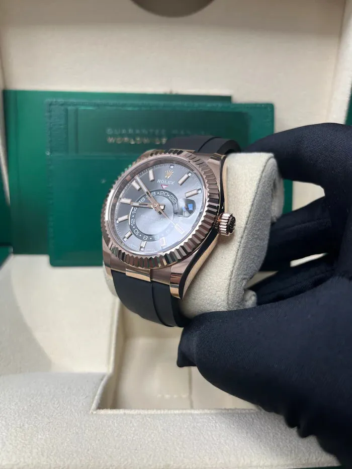 Rolex Sky-Dweller 326235 42mm Rose gold Black 6