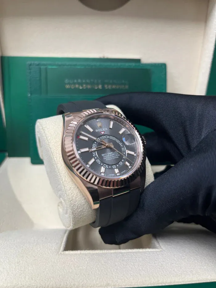 Rolex Sky-Dweller 326235 42mm Rose gold Black 9