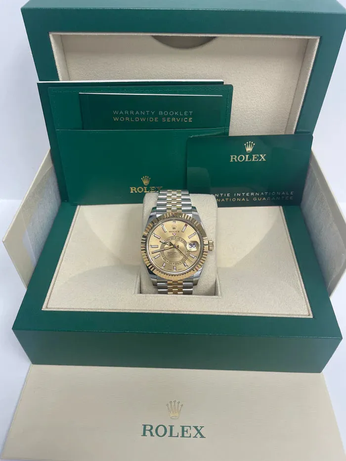 Rolex Sky-Dweller 326933 42mm Stainless steel Champagne 1