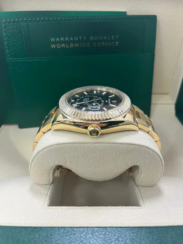 Rolex Sky-Dweller 326938 42mm Yellow gold and 18k yellow gold Black 2