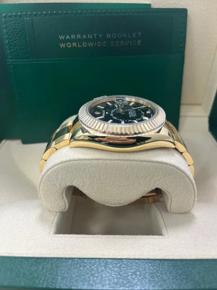 Rolex Sky-Dweller 326938 42mm Yellow gold and 18k yellow gold Black 4