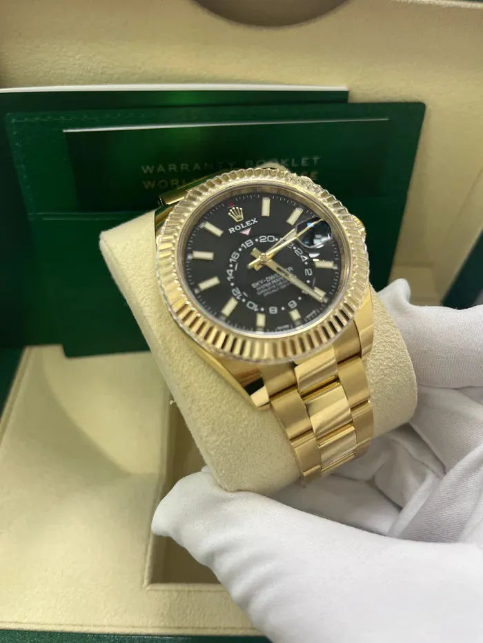 Rolex Sky-Dweller 326938 42mm Yellow gold and 18k yellow gold Black 7