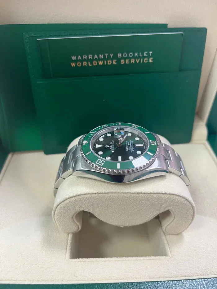 Rolex Submariner 116610LV 40mm Stainless steel Green 2