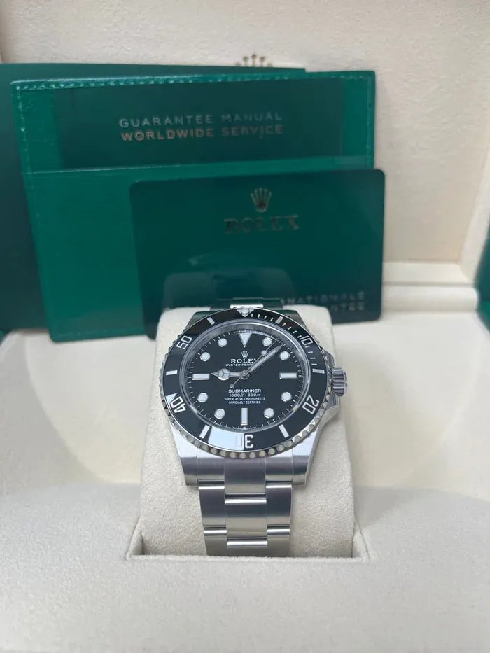 Rolex Submariner 124060 41mm Oystersteel Black 1