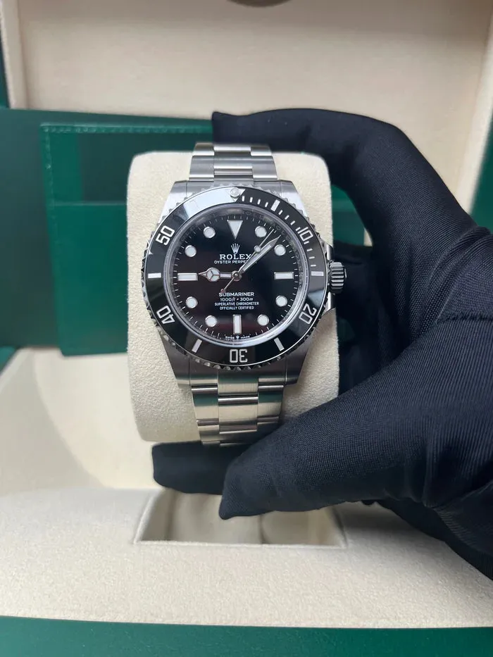 Rolex Submariner 124060 41mm Oystersteel Black 6