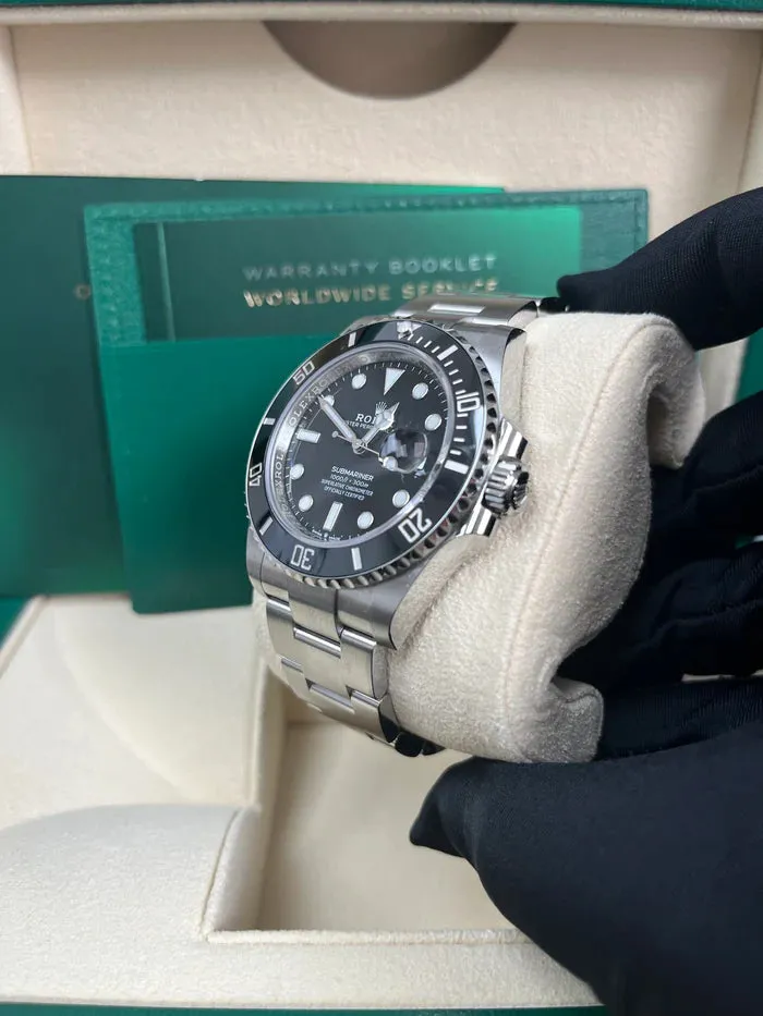 Rolex Submariner 126610LN 41mm Stainless steel Black 10