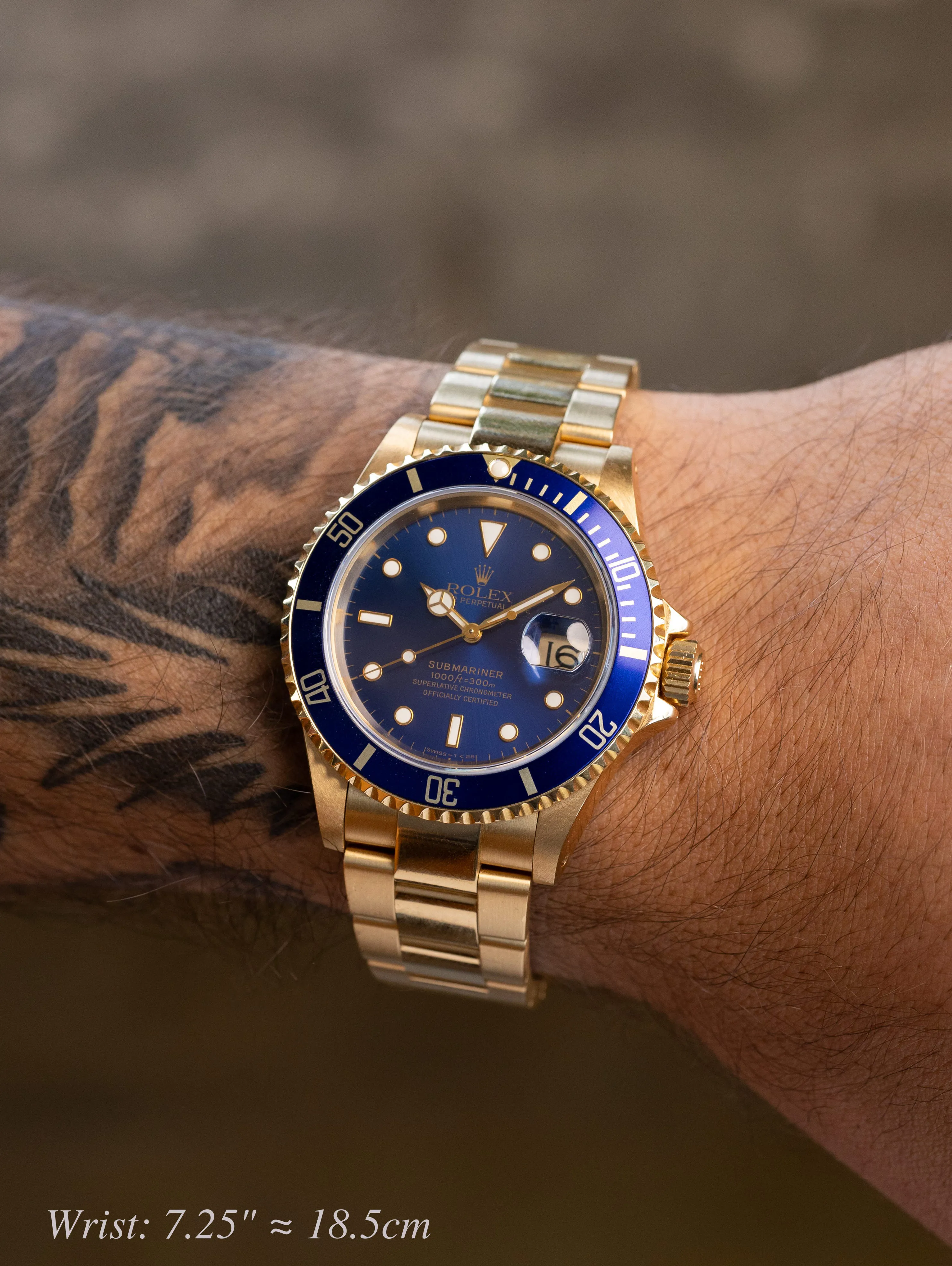 Rolex Submariner 16618 40mm Yellow gold Blue 1