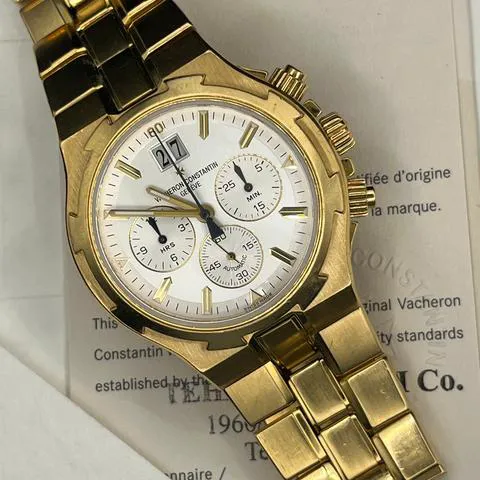 Vacheron Constantin Overseas Chronograph 49140 40mm Yellow gold White 4